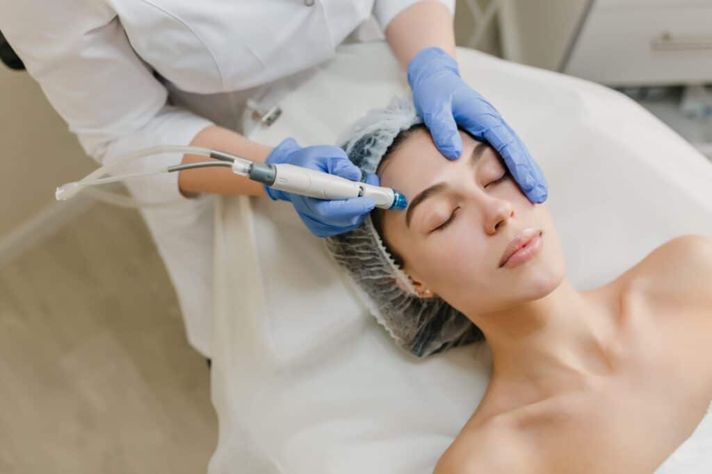 Hydraneedling The Fusion of Hydration and Renewal